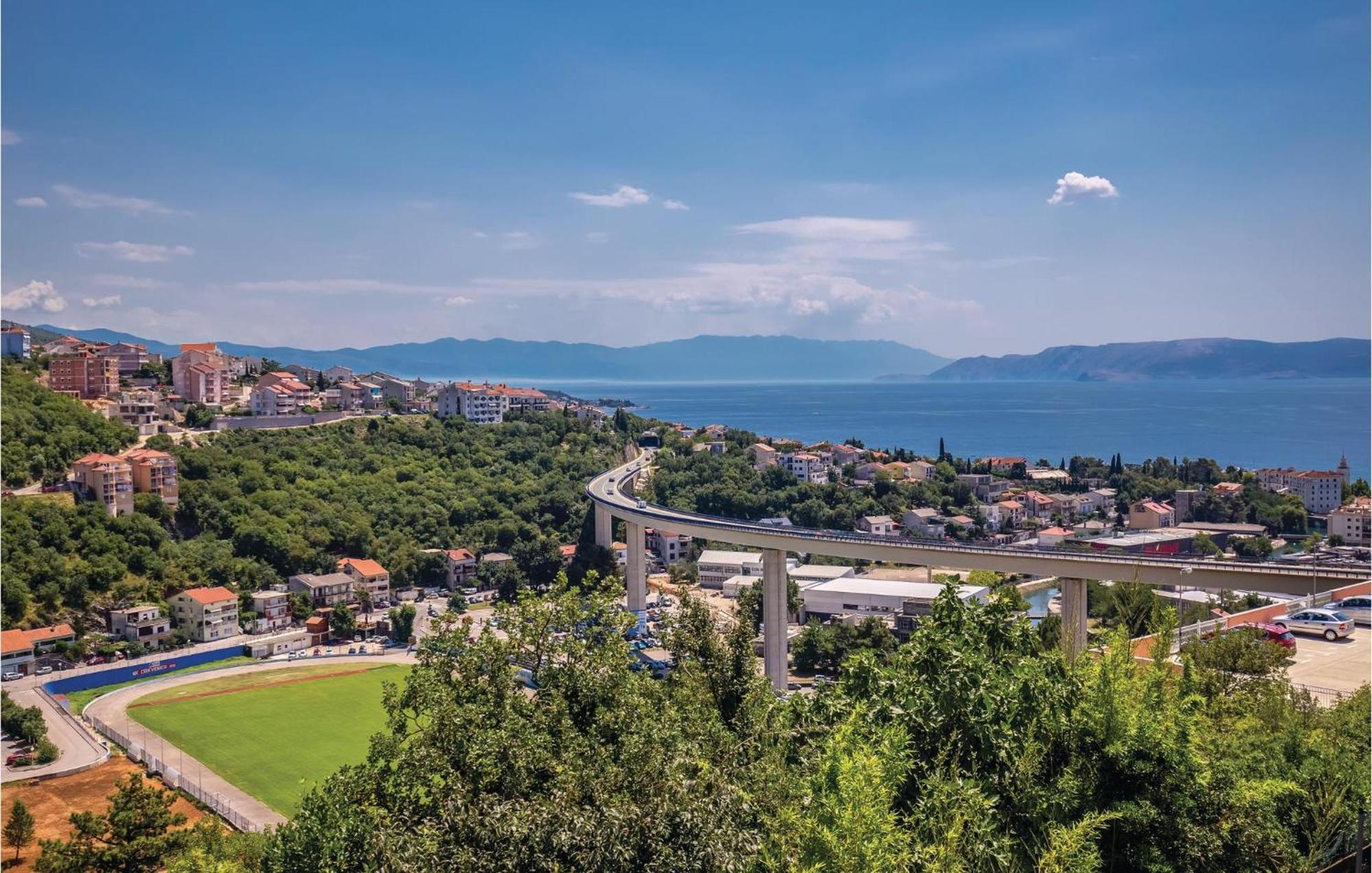 Gorgeous Apartment In Crikvenica With Kitchen エクステリア 写真