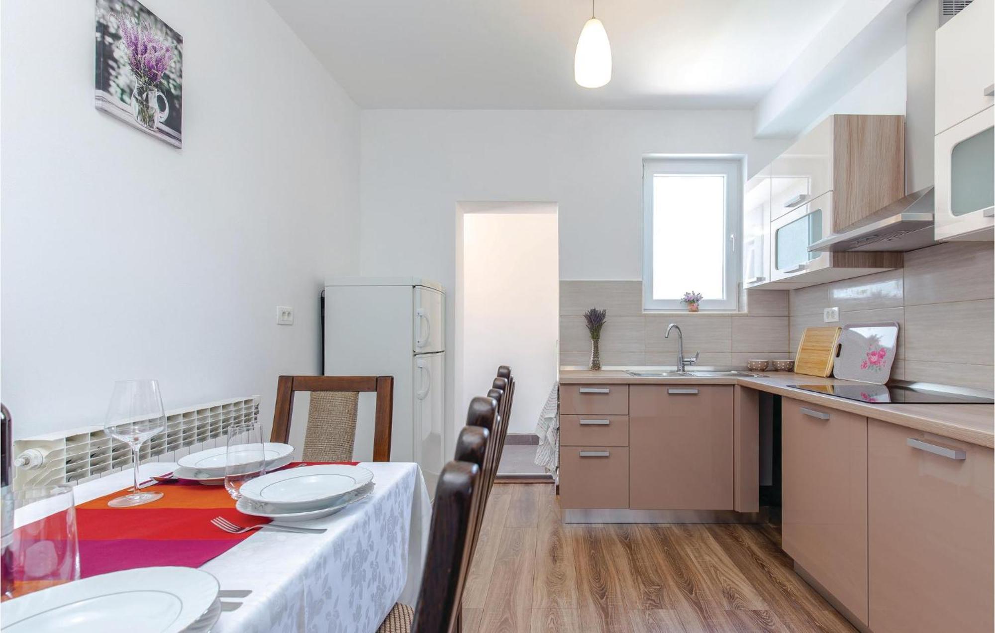 Gorgeous Apartment In Crikvenica With Kitchen エクステリア 写真