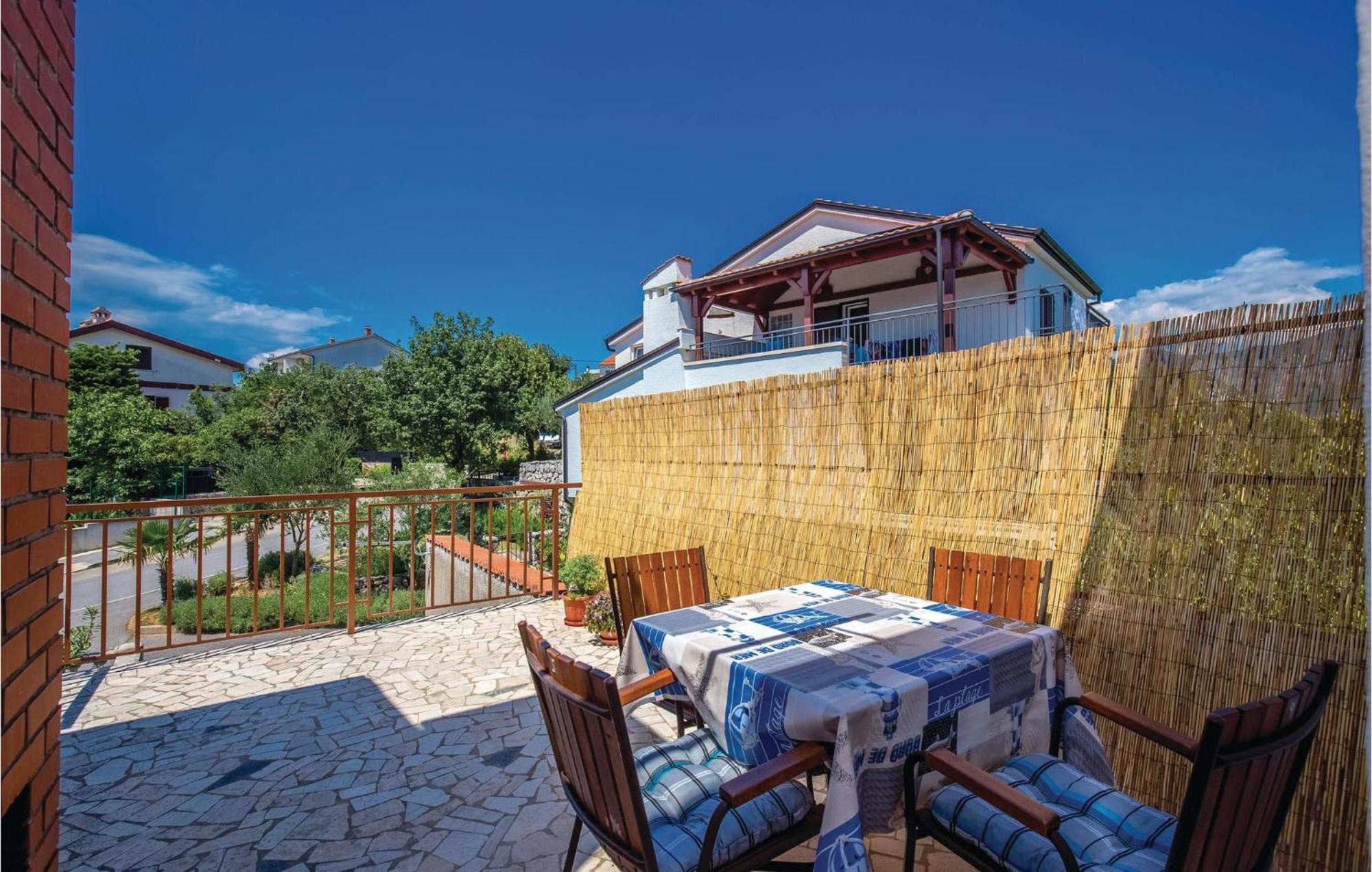 Gorgeous Apartment In Crikvenica With Kitchen エクステリア 写真