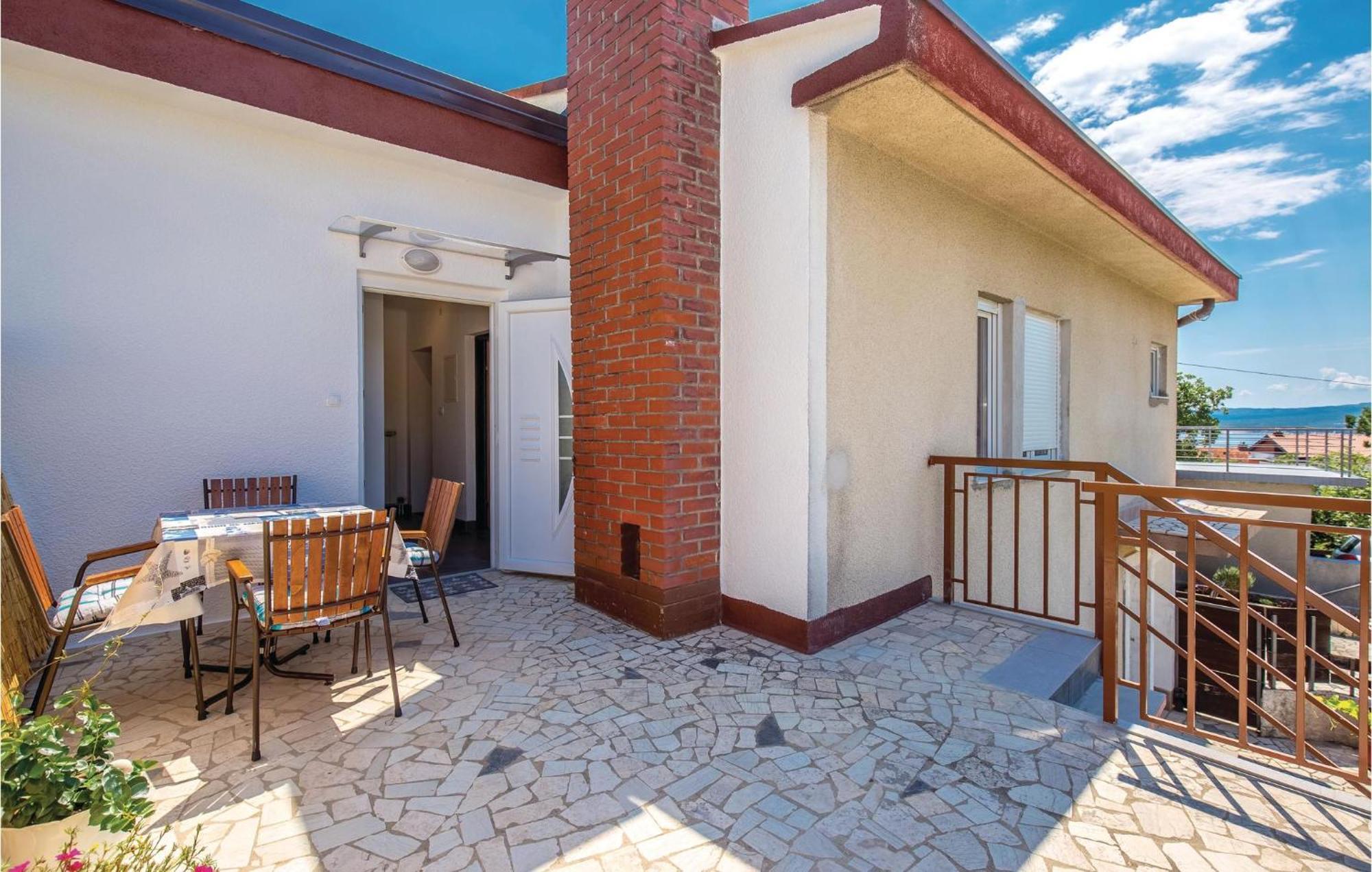 Gorgeous Apartment In Crikvenica With Kitchen エクステリア 写真