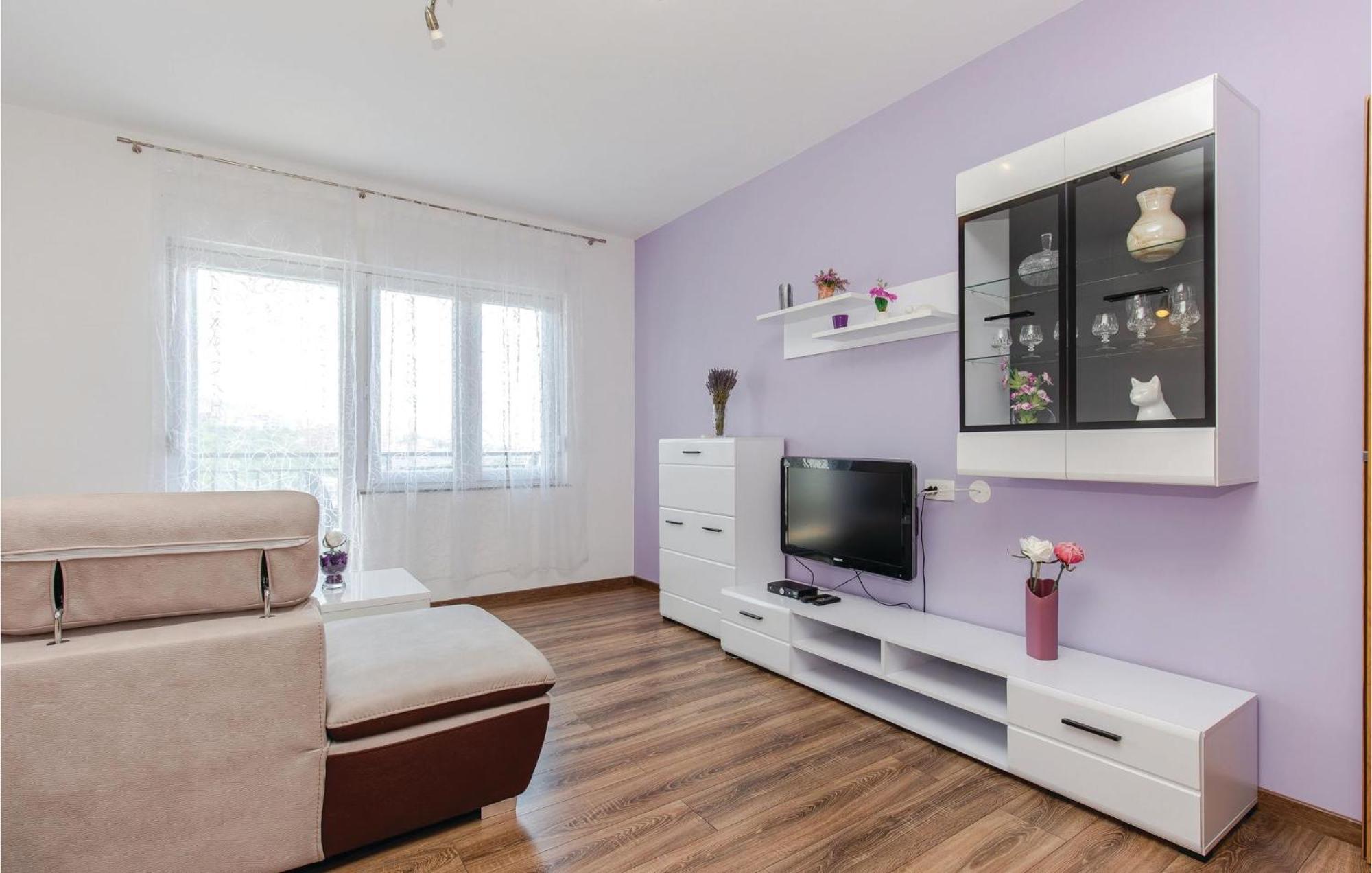 Gorgeous Apartment In Crikvenica With Kitchen エクステリア 写真
